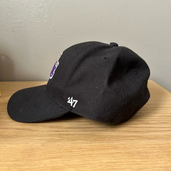 Lakers  Hat - Picture 3 of 4
